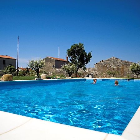 Marceta - Apartments & Rooms With Swimming Pool Fažana Zewnętrze zdjęcie